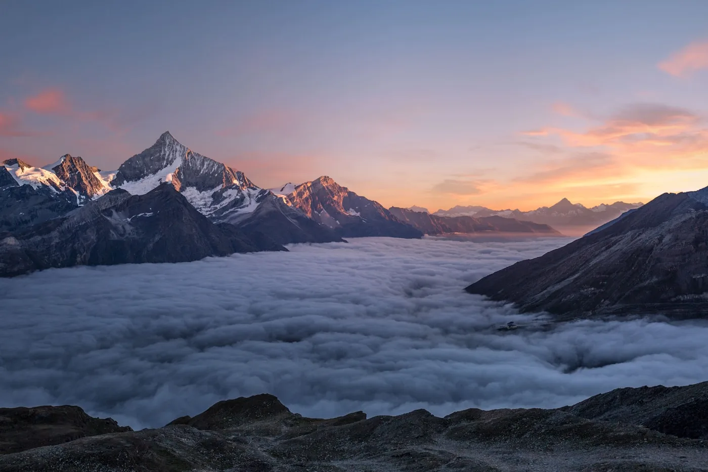 Calendar and seasonal weather map for planning a China trip